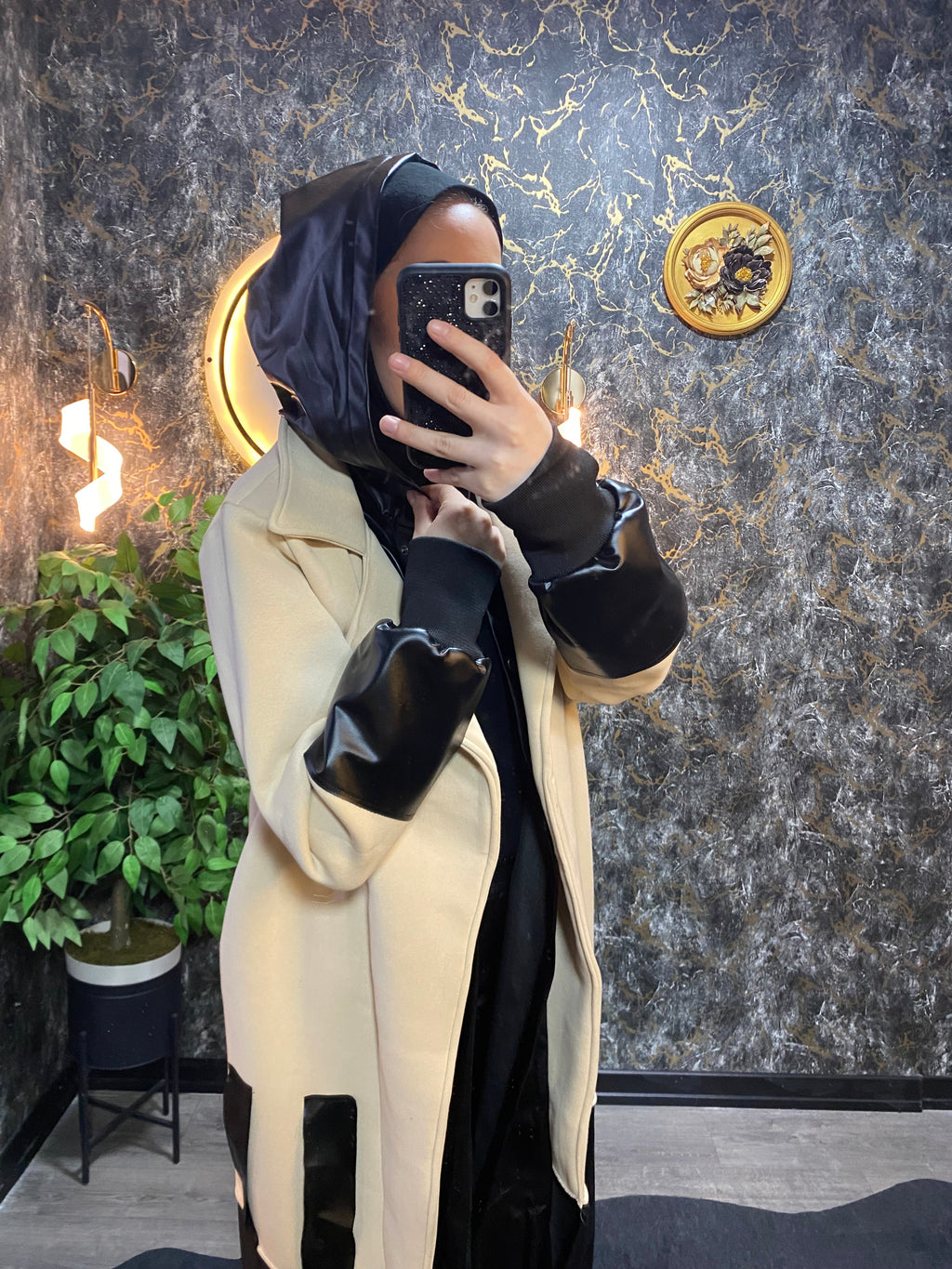 İTHAL DERİ DETAYLI KABAN