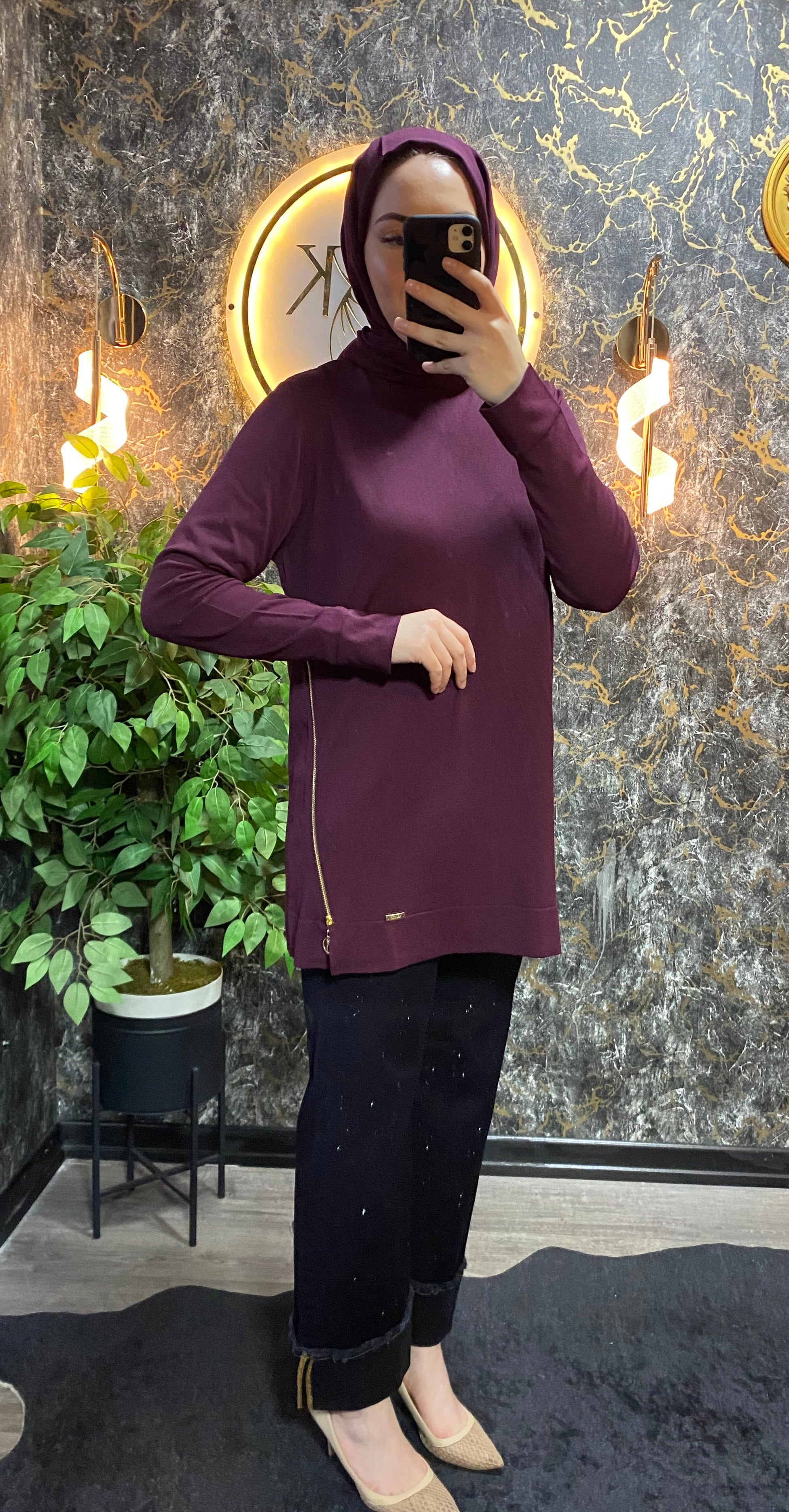 FERMUAR DETAYLI MERSERİZE BLUZ MÜRDÜM