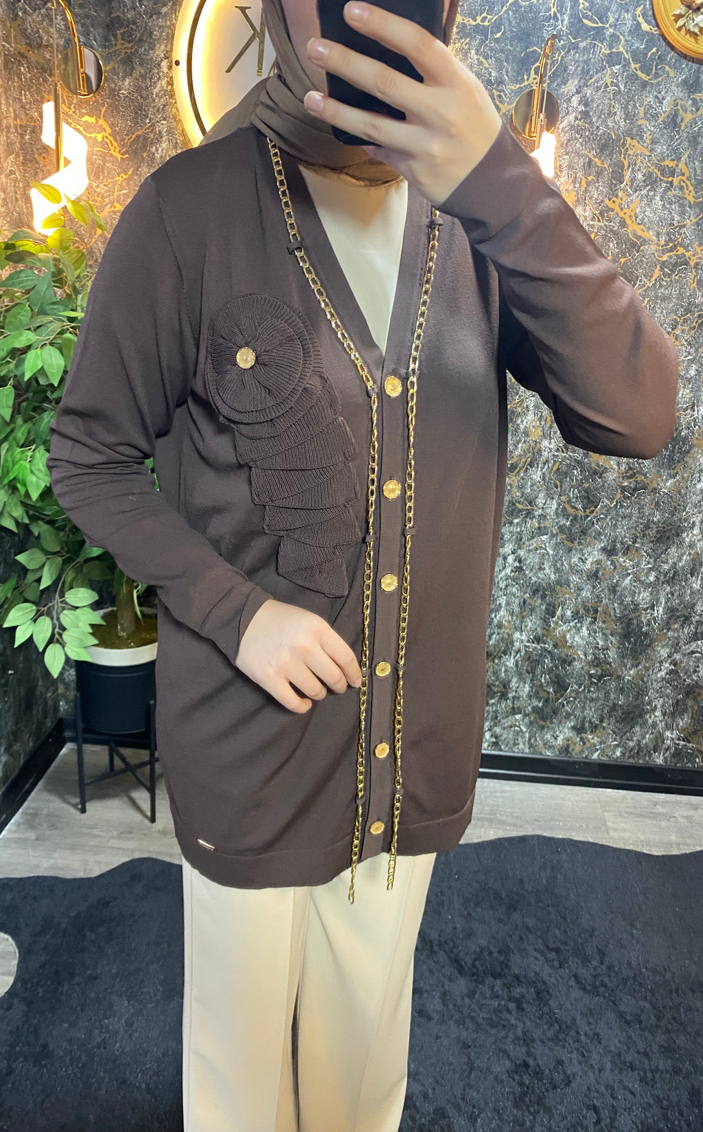 ZİNCİR DETAYLI MERSERİZE HIRKA KAHVE