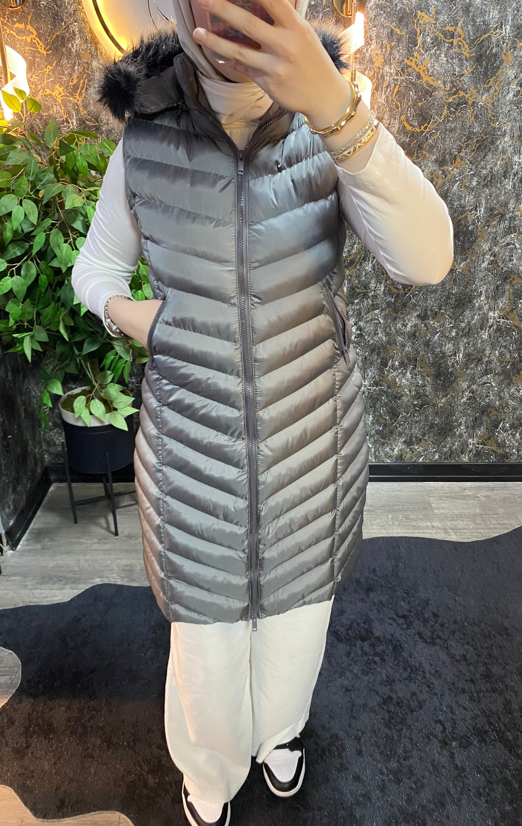 KAPŞONLU ŞİŞME YELEK