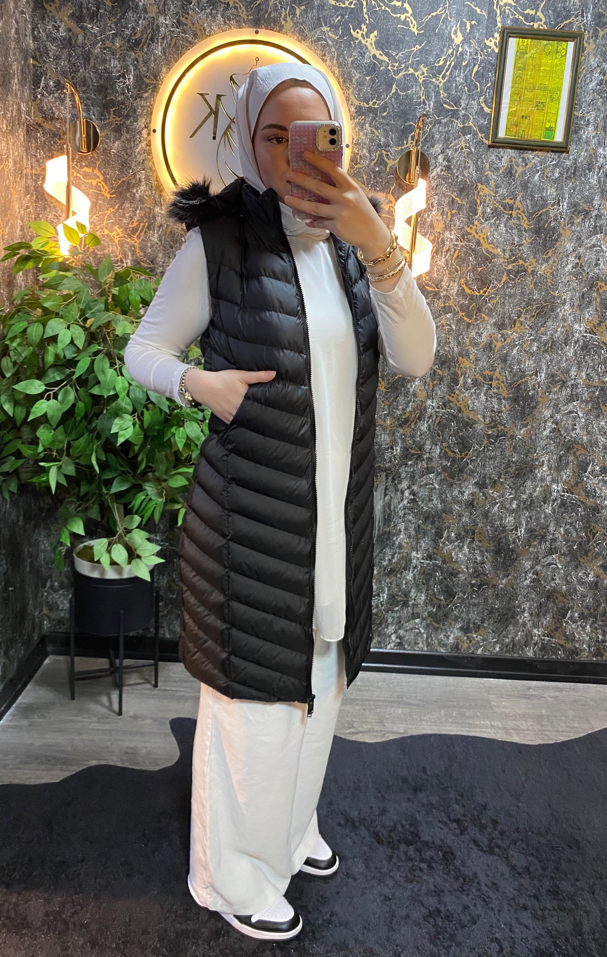 KAPŞONLU ŞİŞME YELEK SİYAH