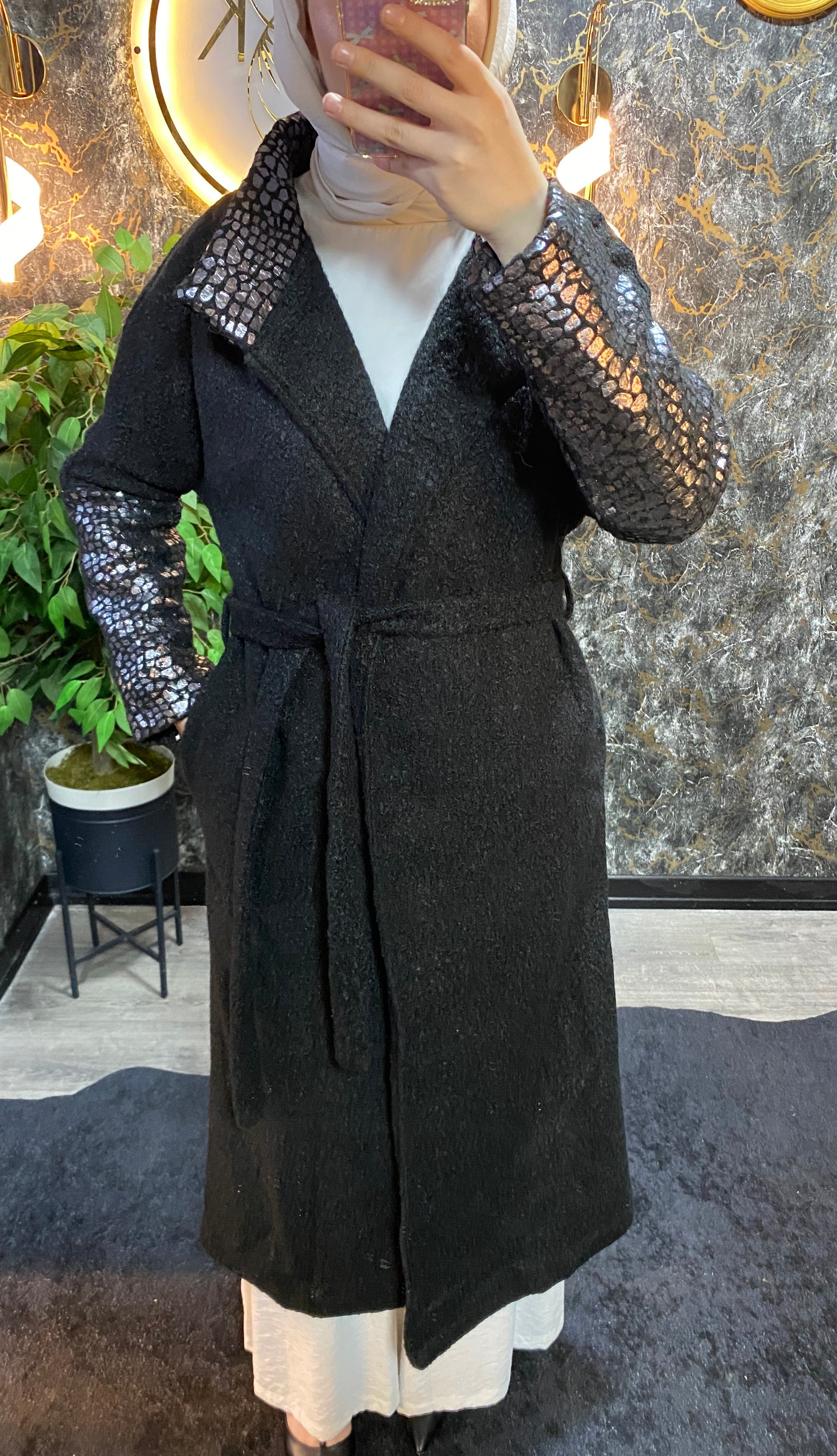 GÜMÜŞ DETAYLI BUKLET KABAN SİYAH