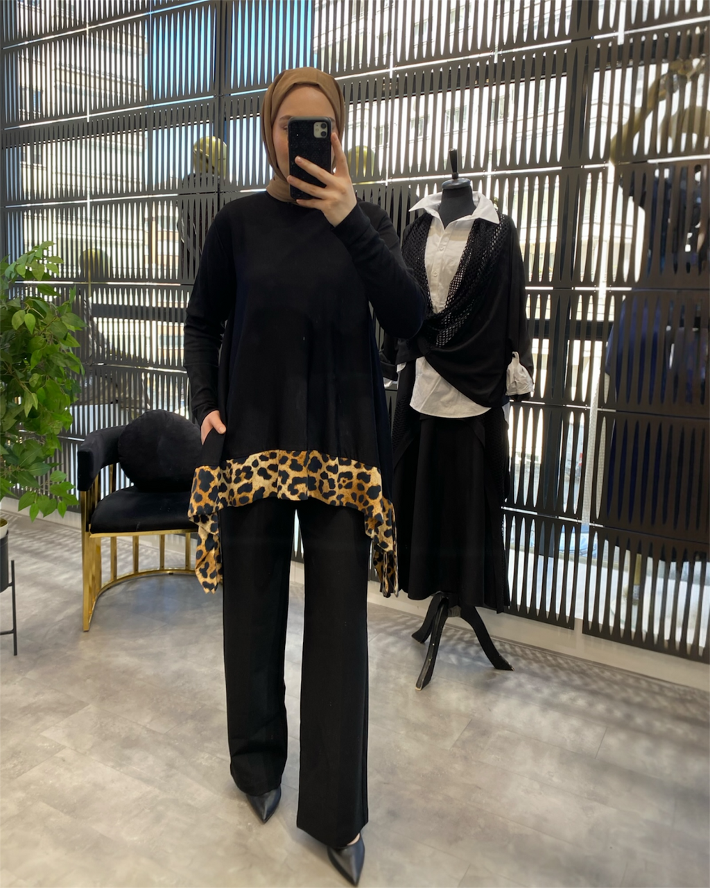 LEOPAR DETAYLI MERSERİZE TUNİK SİYAH