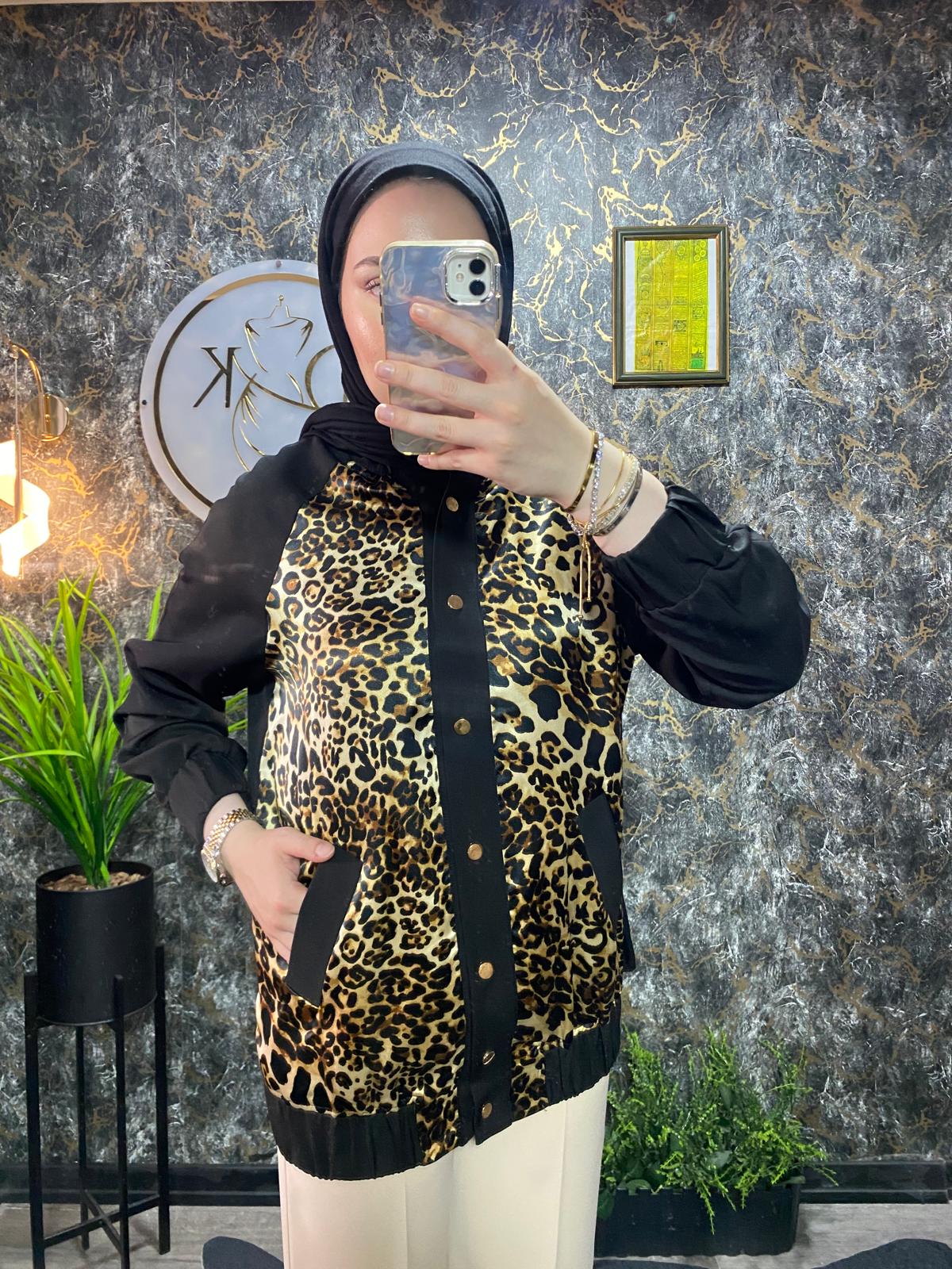 İPEK SATEN LEOPARLI CEKET