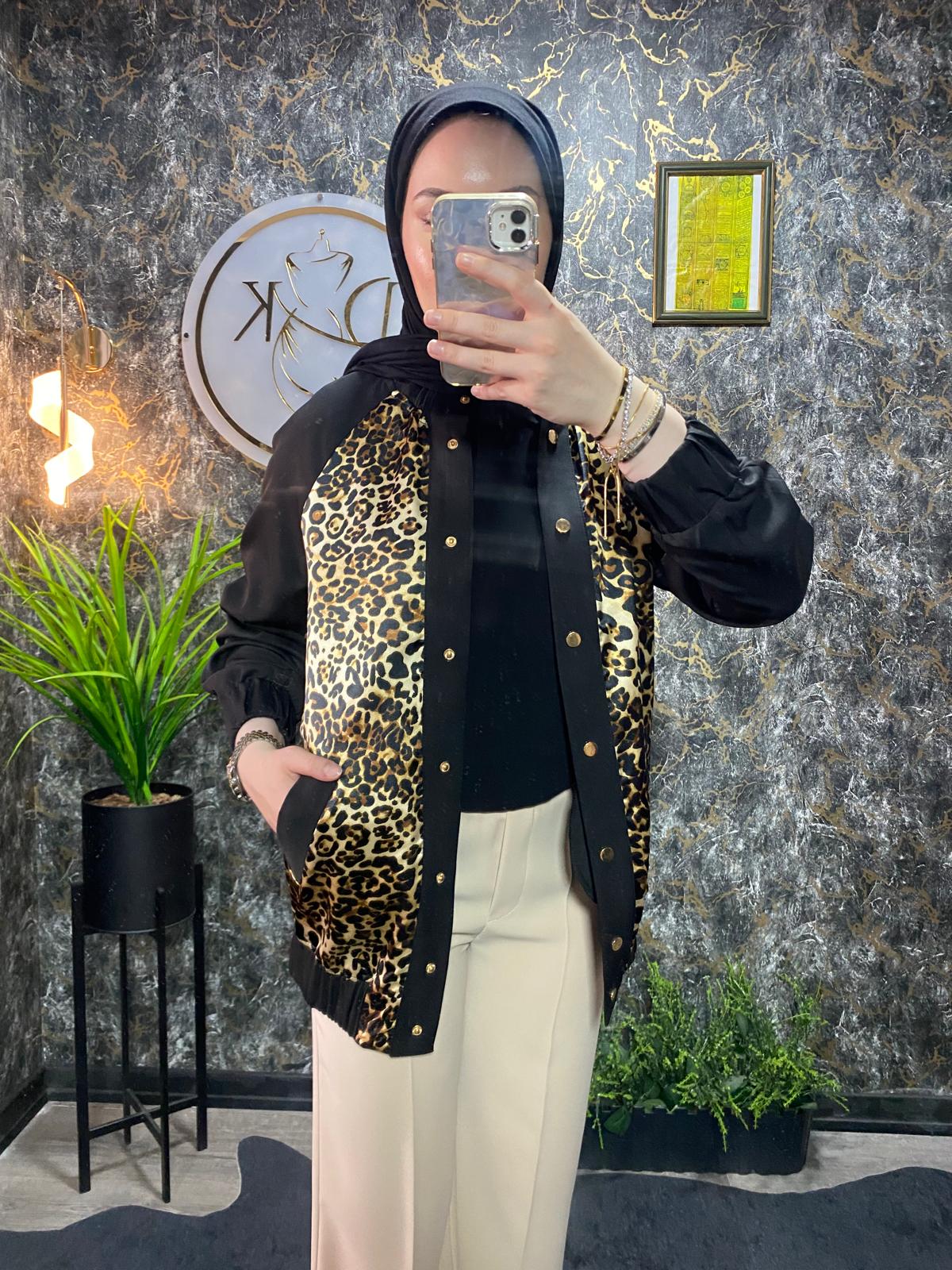 İPEK SATEN LEOPARLI CEKET