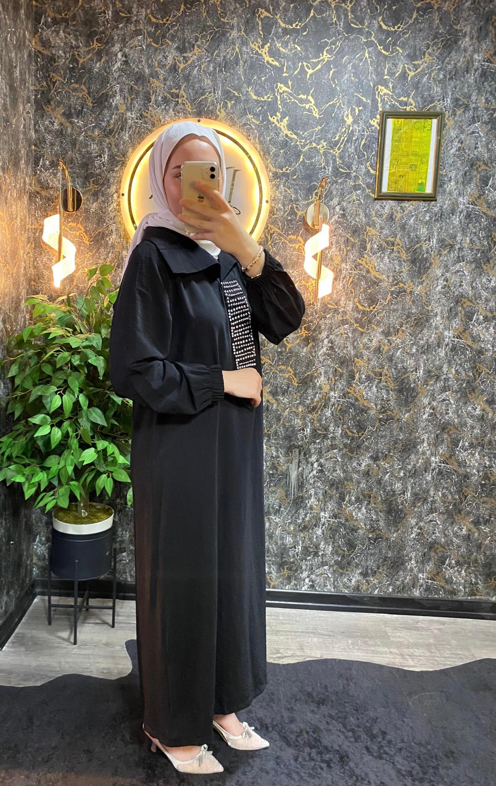 ÖNÜ TAŞ İŞLEMELİ ELBİSE SİYAH